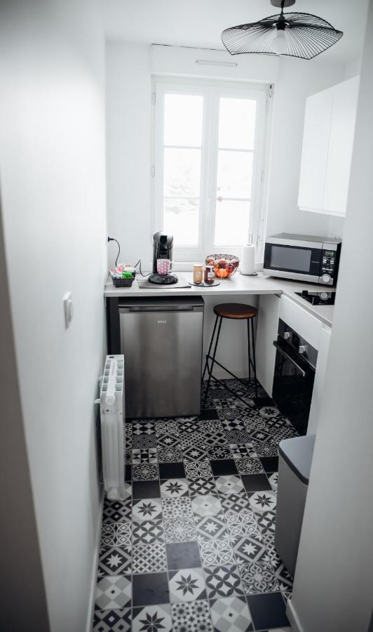 Appartement Neuf, Moderne Et Confortable! Ernee Exterior photo