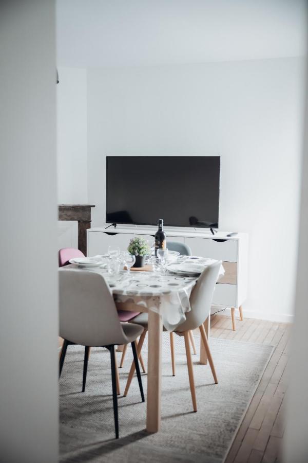 Appartement Neuf, Moderne Et Confortable! Ernee Exterior photo