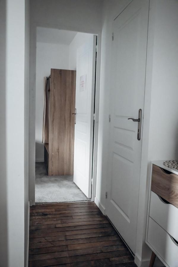 Appartement Neuf, Moderne Et Confortable! Ernee Exterior photo